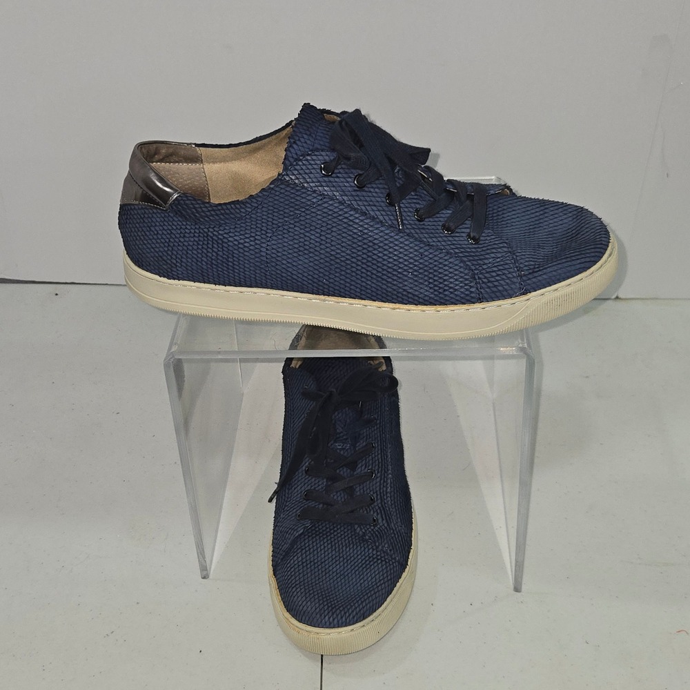 Vaneli Sport Navy Blue Python Embossed Leather Sneakers Metallic Trim 11M